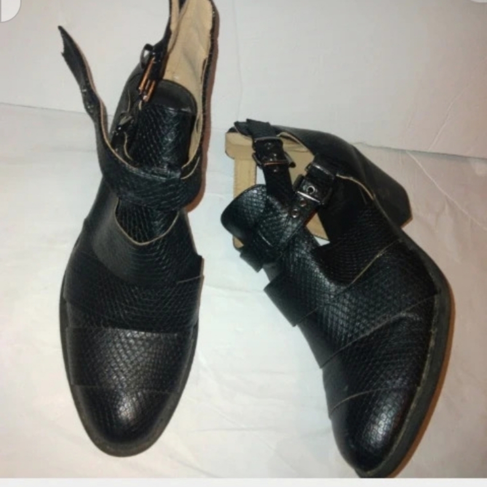 Black Ankle Boots for Women